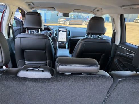 Used 2024 Ford Edge Titanium AWD/4WD image 12