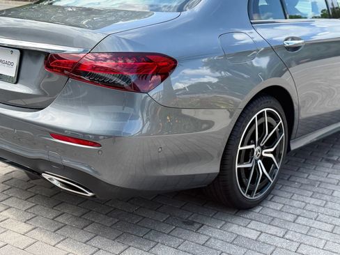 Used 2022 Mercedes-Benz E 350 Sedan image 17