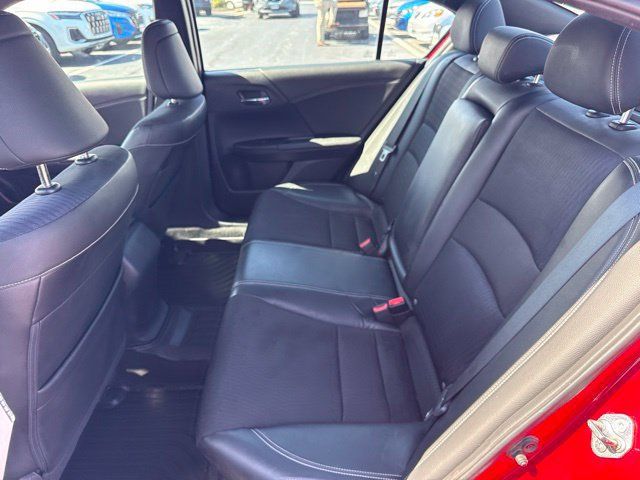 Used 2016 Honda Accord Sport image 15
