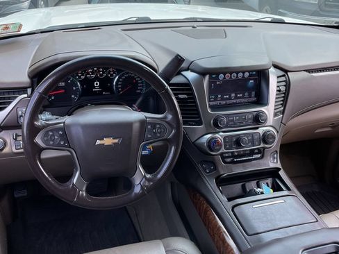 Used 2018 Chevrolet Suburban Premier AWD/4WD image 9
