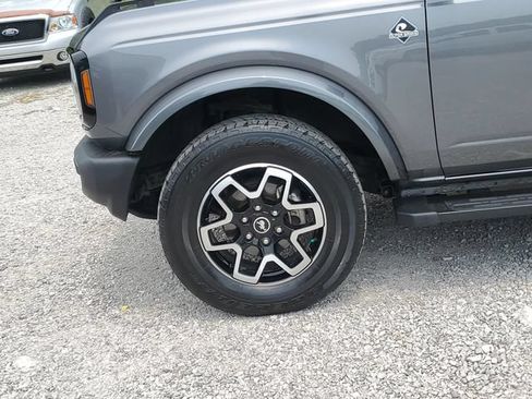 Used 2023 Ford Bronco Outer Banks AWD/4WD image 8