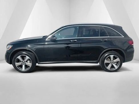 Used 2022 Mercedes-Benz GLC 300 4MATIC image 4