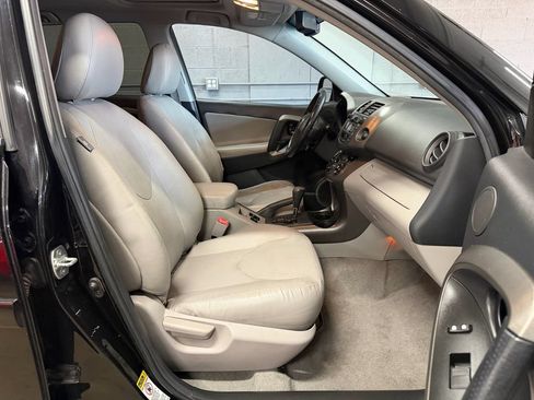 Used 2011 Toyota RAV4 Limited w/ Limited Extra Value Pkg FWD image 22