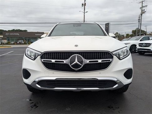 Used 2024 Mercedes-Benz GLC 300 4MATIC image 11