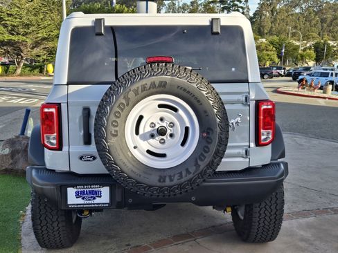 New 2026 Ford Bronco Heritage Edition image 5