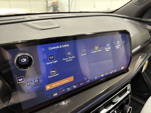 New 2026 Chevrolet Traverse High Country w/ LPO, Illumination Package image 33