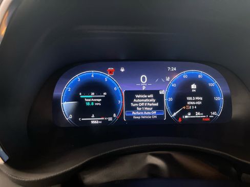 Used 2024 Toyota Highlander Platinum image 15