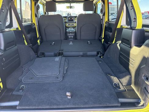 Used 2023 Jeep Wrangler Sport image 12