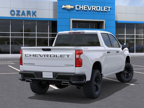 New 2026 Chevrolet Silverado 1500 Custom Trail Boss AWD/4WD image 4