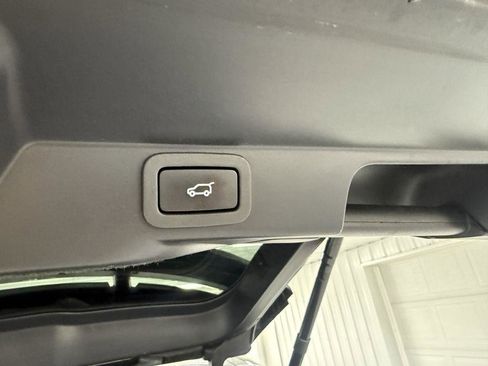 Used 2019 Land Rover Range Rover Sport HST AWD/4WD image 31