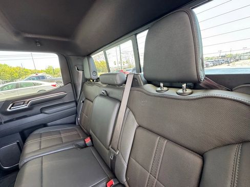 Used 2024 Chevrolet Silverado 1500 High Country w/ High Country Premium Package AWD/4WD image 21