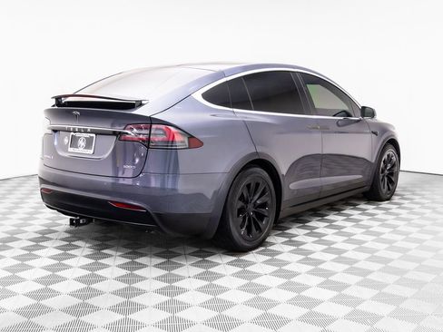 Used 2018 Tesla Model X 100D image 7