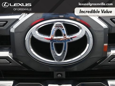 Used 2022 Toyota Tundra Platinum w/ Advanced Package image 36