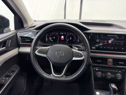 Used 2023 Volkswagen Taos SEL AWD/4WD image 25
