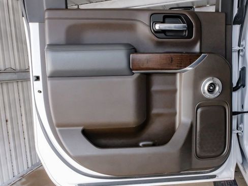 Used 2022 GMC Sierra 2500 Denali w/ Denali Ultimate Package image 46