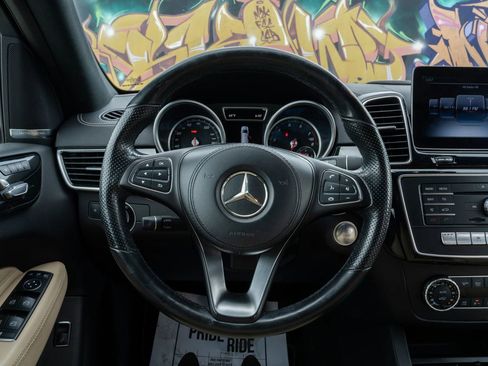 Used 2018 Mercedes-Benz GLS 450 4MATIC image 17