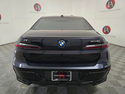 New 2026 BMW i7 xDrive60 AWD/4WD image 8