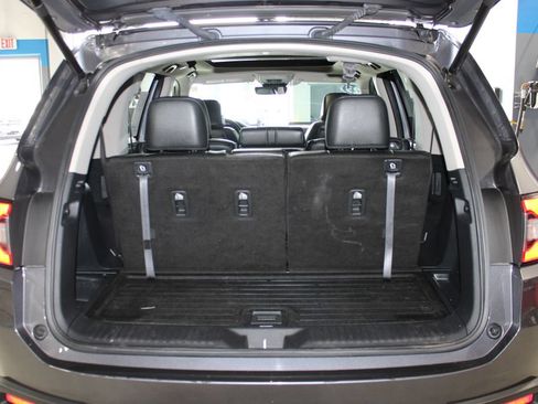 Used 2023 Honda Pilot Elite image 32