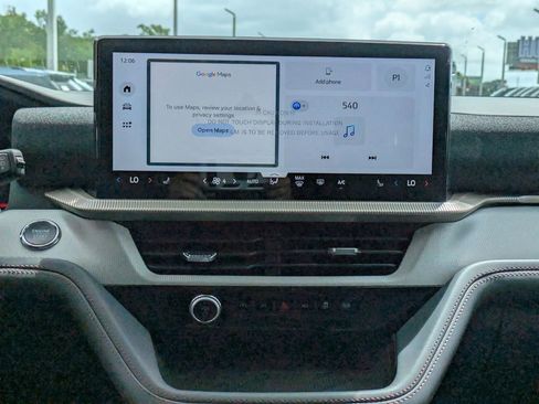 New 2026 Ford Explorer Active image 20