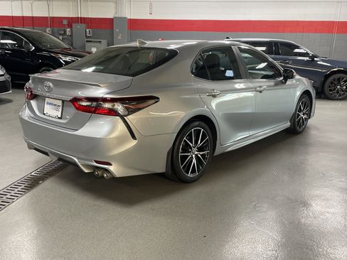 Certified 2024 Toyota Camry SE image 10