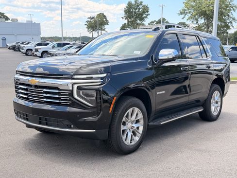 Used 2026 Chevrolet Tahoe Premier w/ Sun And Tow Package AWD/4WD image 7
