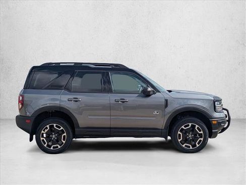 Used 2023 Ford Bronco Sport Outer Banks AWD/4WD image 4