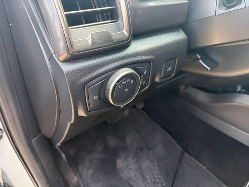 Used 2021 Ford Ranger Lariat w/ Technology Package AWD/4WD image 8