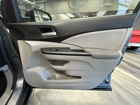 Used 2013 Honda CR-V LX image 34