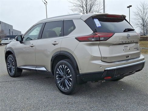 New 2025 Nissan Rogue Platinum w/ Tech Package image 7