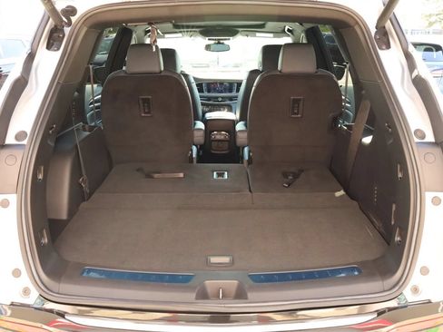 Used 2022 Buick Enclave Essence w/ Experience Buick Package AWD/4WD image 46