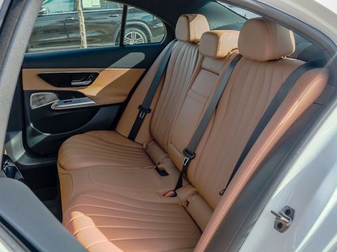 Certified 2024 Mercedes-Benz E 350 4MATIC Sedan image 23