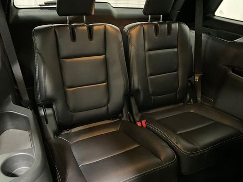 Used 2019 Ford Explorer Limited FWD image 24