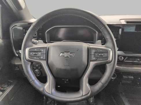 Used 2024 Chevrolet Silverado 1500 RST AWD/4WD image 5