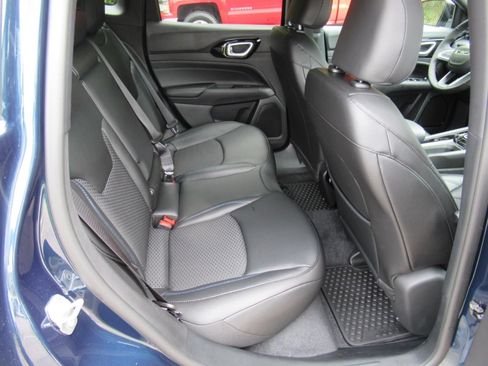 New 2026 Jeep Compass Latitude AWD/4WD image 28