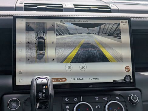 New 2026 Land Rover Defender 130 X-Dynamic SE AWD/4WD image 24