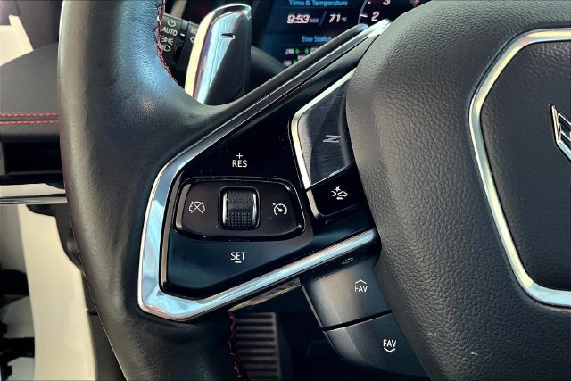 Used 2024 Chevrolet Corvette Z06 RWD image 9
