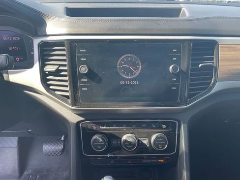 Used 2022 Volkswagen Atlas SEL AWD/4WD image 11
