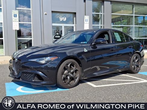 Used 2023 Alfa Romeo Giulia Quadrifoglio RWD image 1