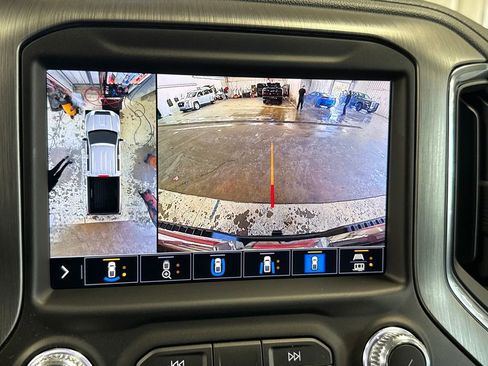 Certified 2021 GMC Sierra 2500 Denali w/ Denali Ultimate Package AWD/4WD image 26