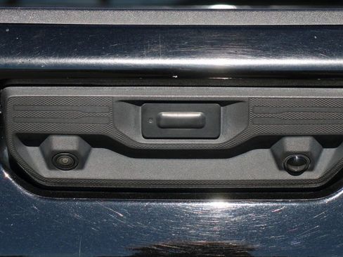 Used 2021 GMC Sierra 3500 SLE w/ SLE Value Package image 40