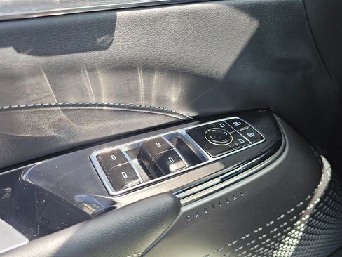 Certified 2024 Cadillac Lyriq Tech RWD image 29