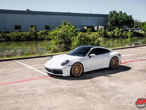 Used 2022 Porsche 911 Carrera RWD image 59