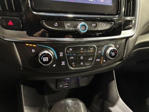 Used 2021 Chevrolet Traverse High Country w/ LPO, Floor Liner Package image 25