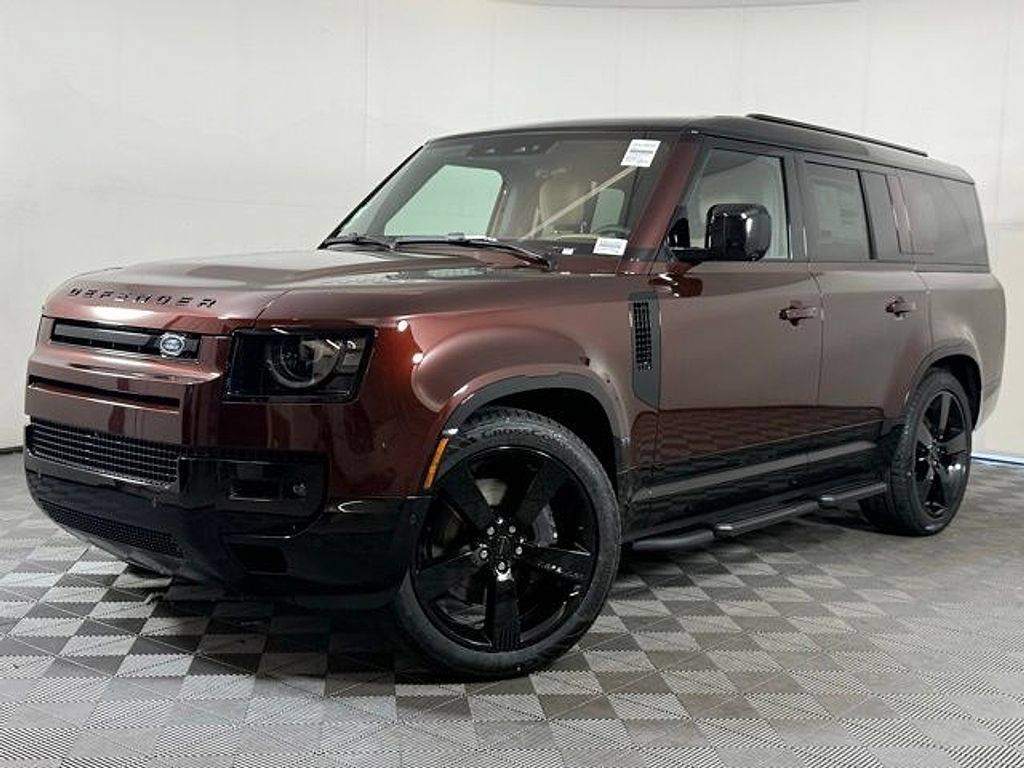 New 2026 Land Rover Defender 130 X-Dynamic SE AWD/4WD image 1