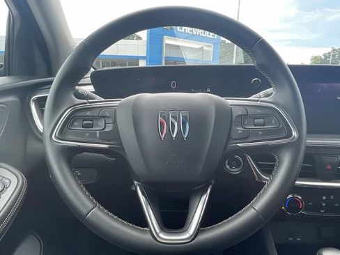 Used 2024 Buick Encore GX Preferred FWD image 21