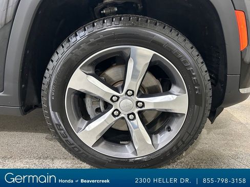 Used 2021 Jeep Grand Cherokee L Limited image 12