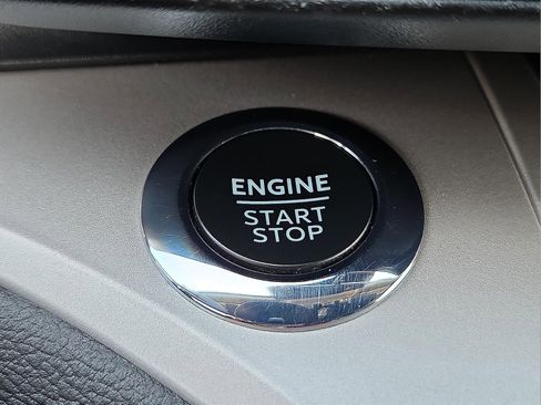 Certified 2023 Ford Explorer XLT w/ Equipment Group 202A image 18