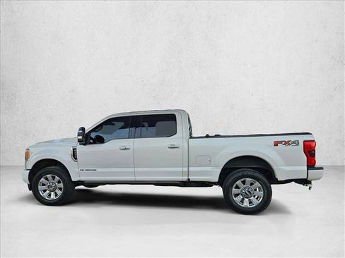 Used 2017 Ford F250 Platinum w/ Platinum Ultimate Package image 8