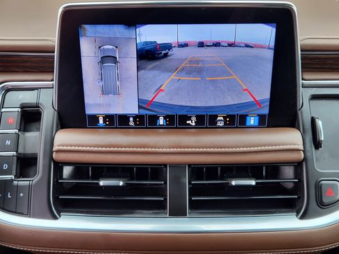 Used 2021 Chevrolet Tahoe High Country image 19