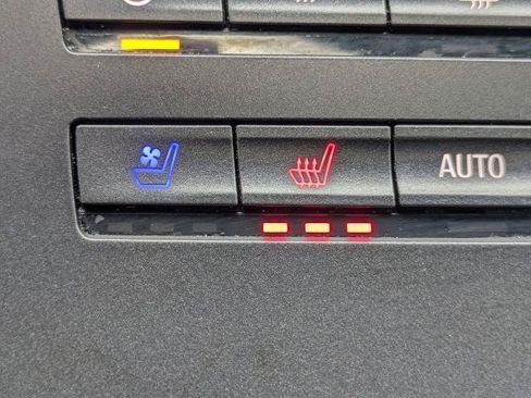 Used 2019 Lincoln Nautilus Reserve AWD/4WD image 23